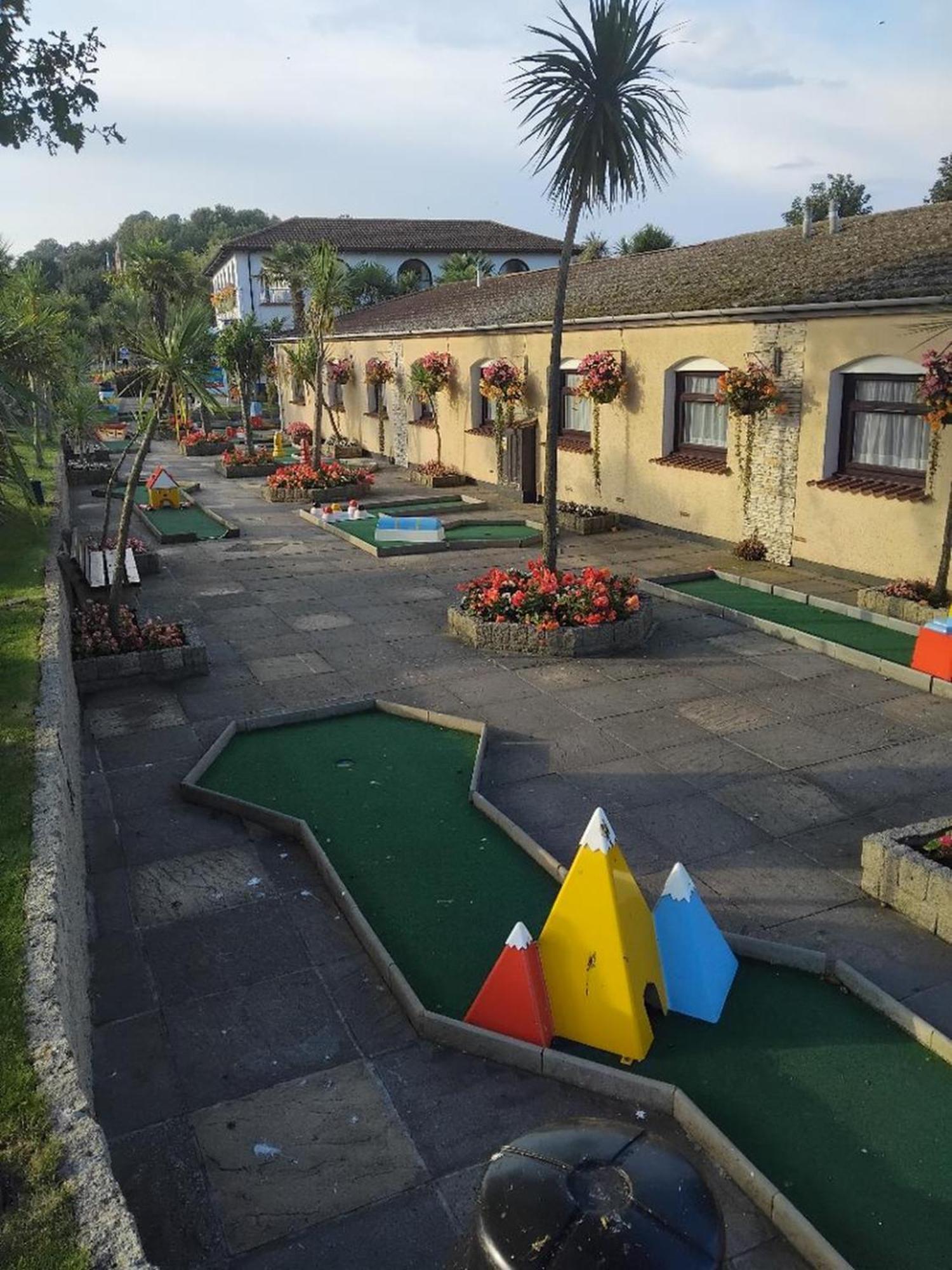 Warren Fern Welcome Family South Devon Offered By Welcome2warren Holiday home